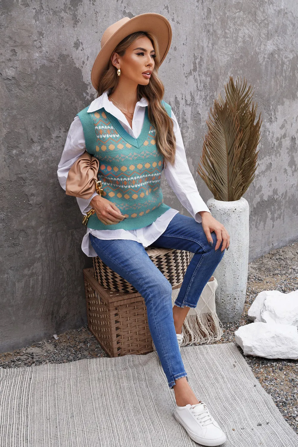 Green Tribal Print V Neck Knitted Vest Sweater